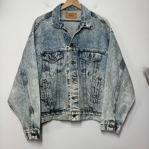 Vtg Levi’s 70507-0219 Denim Trucker Jacket Mens L Blue Made in USA acid wash
